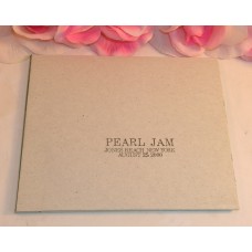 CD Pearl Jam Jones Beach NY Gently Used 2 CD Set August 25, 2000 30 Tracks BMG